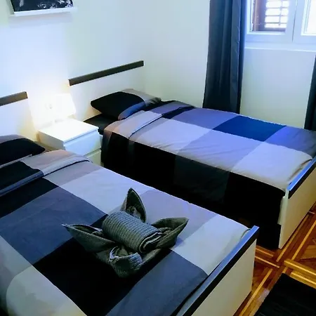 Zpula Center Апартаменты Пула