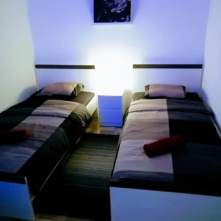 Zpula Center Апартаменты