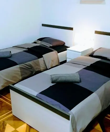 Zpula Center Πούλα