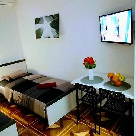 Апартаменты Zpula Center